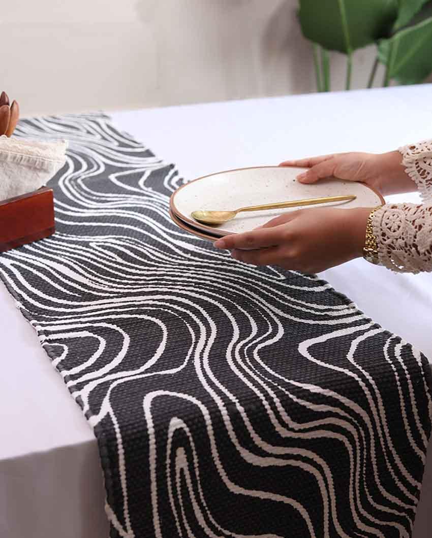 black and white plateau table runner